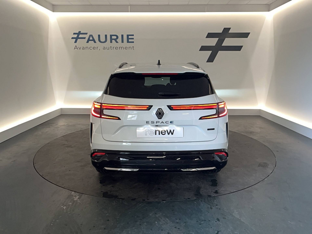 Acheter Renault Espace 6 Espace E-Tech hybrid 200 esprit Alpine 5p occasion dans les concessions du Groupe Faurie