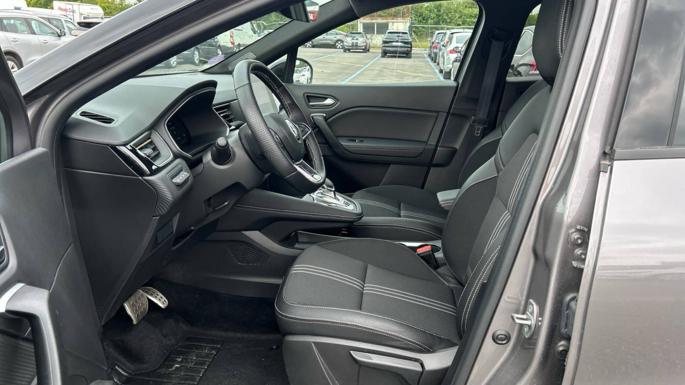Acheter Renault Captur 2 Captur E-Tech full hybrid 145 Engineered 5p occasion dans les concessions du Groupe Faurie