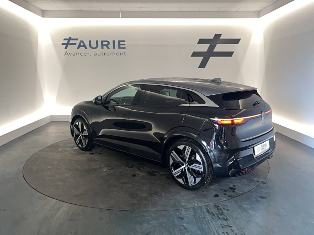 Acheter Renault Megane E-Tech Megane E-Tech EV60 220 ch optimum charge Iconic 5p occasion dans les concessions du Groupe Faurie