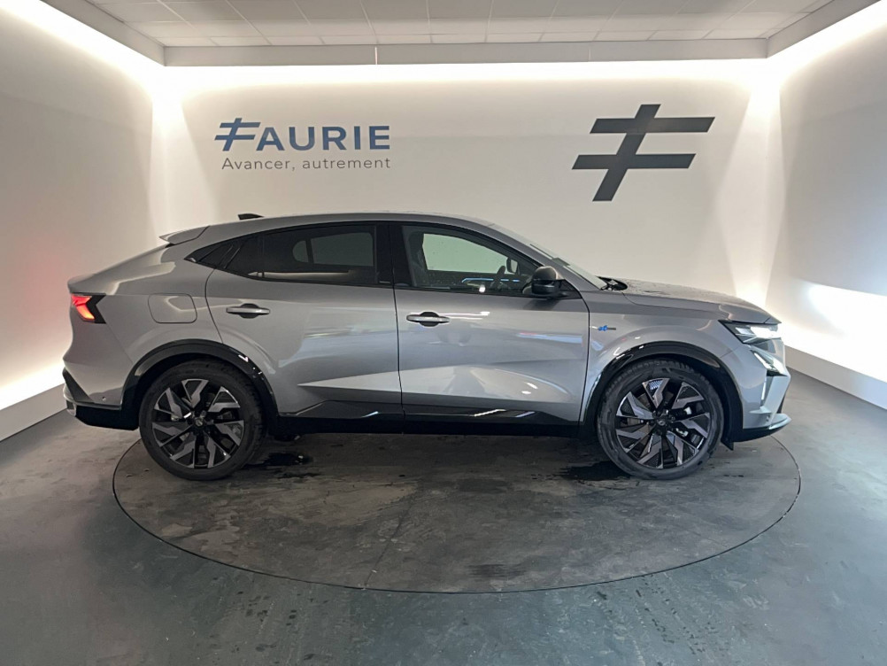 Acheter Renault Rafale Rafale E-Tech full hybrid 200 esprit Alpine 5p occasion dans les concessions du Groupe Faurie