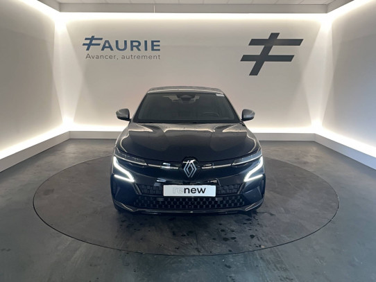 Acheter Renault Megane E-Tech Megane E-Tech EV60 220 ch optimum charge Iconic 5p occasion dans les concessions du Groupe Faurie