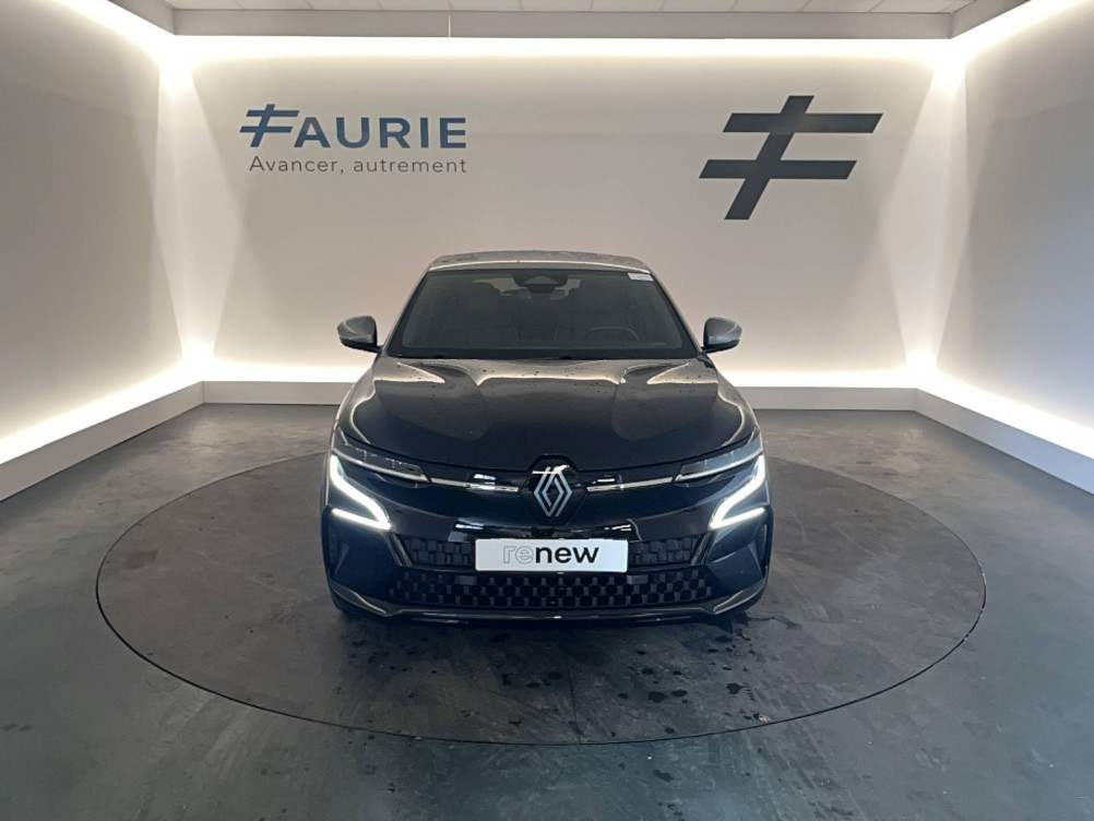 Acheter Renault Megane E-Tech Megane E-Tech EV60 220 ch optimum charge Iconic 5p occasion dans les concessions du Groupe Faurie