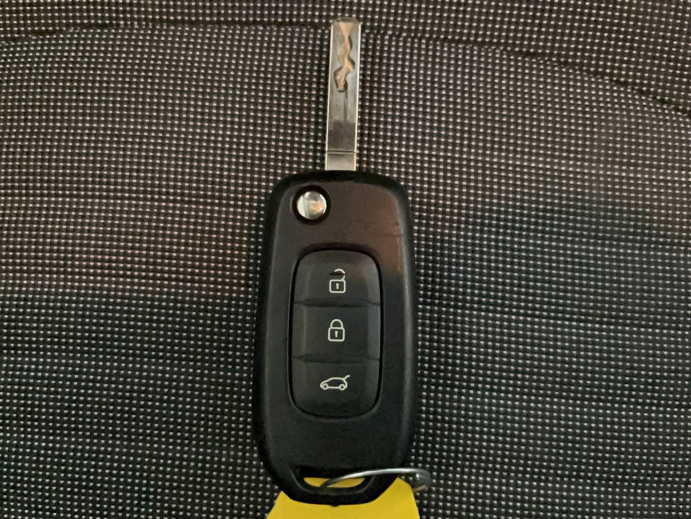 Acheter Renault Twingo 3 Twingo III 0.9 TCe 90 Energy E6C Intens 5p occasion dans les concessions du Groupe Faurie