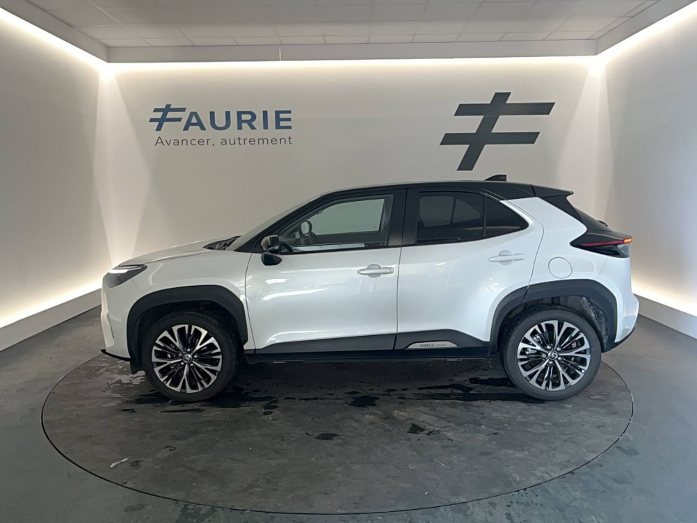 Acheter Toyota Yaris Cross Yaris Cross Hybride 116h 2WD Collection 5p occasion dans les concessions du Groupe Faurie