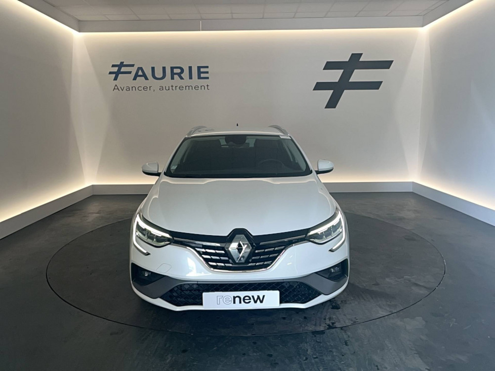 Acheter Renault Megane 4 Mégane IV Estate E-TECH Plug-In Hybride 160 R.S. Line 5p occasion dans les concessions du Groupe Faurie