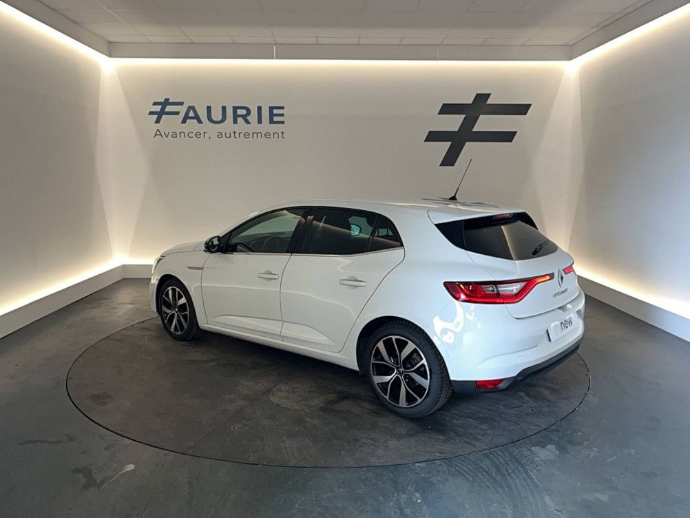 Acheter Renault Megane 4 Mégane IV Berline Blue dCi 115 Limited 5p occasion dans les concessions du Groupe Faurie
