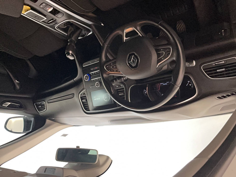 Acheter Renault Megane 4 Mégane IV Berline Blue dCi 115 Limited 5p occasion dans les concessions du Groupe Faurie