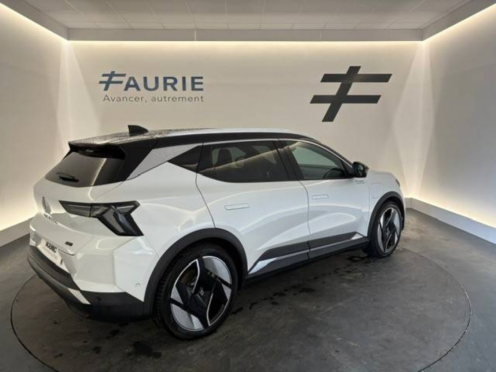 Acheter Renault Scenic 5 Scenic E-Tech electrique 220 ch grande autonomie Techno Iconic 5p neuf dans les concessions du Groupe Faurie