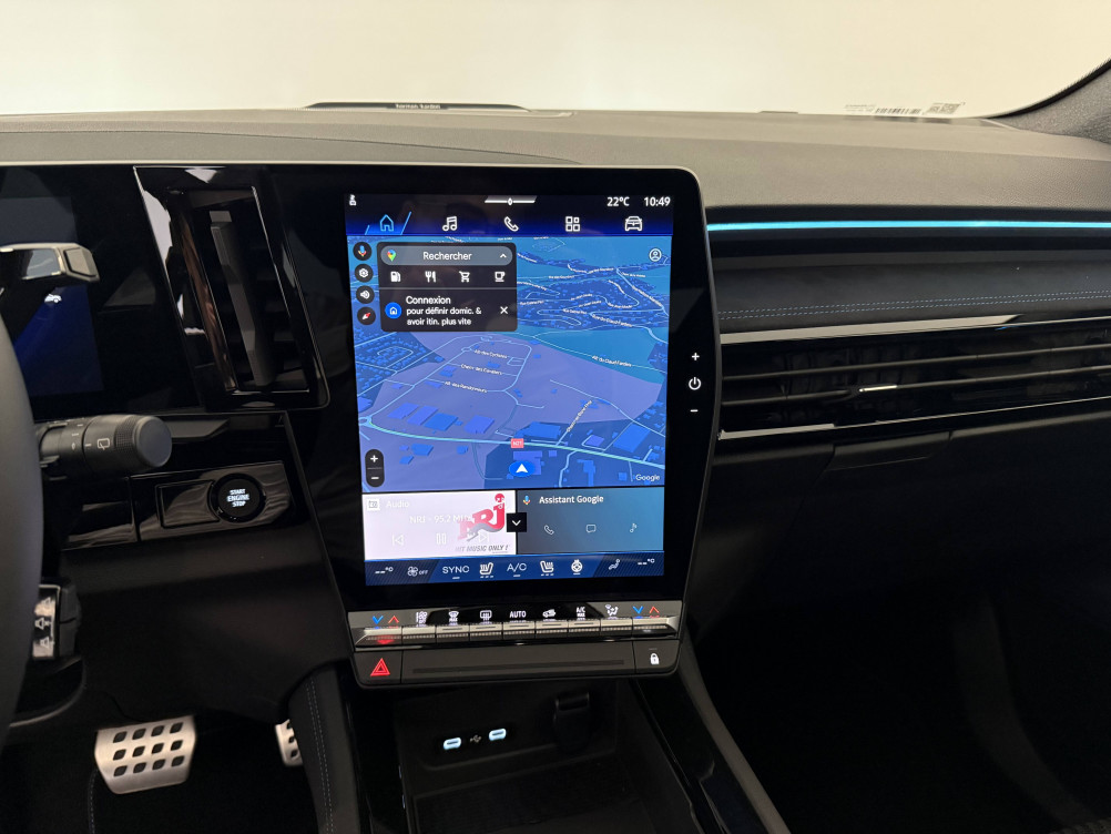 Acheter Renault Austral Austral full hybrid E-Tech 200 ch Esprit Alpine 5p neuf dans les concessions du Groupe Faurie