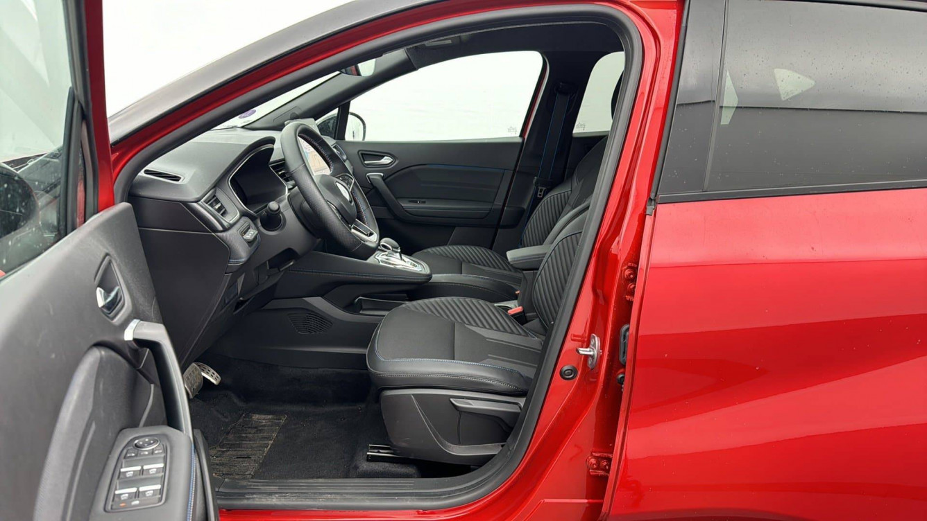Acheter Renault Captur 2 Captur E-Tech full hybrid 145 ch esprit Alpine 5p occasion dans les concessions du Groupe Faurie