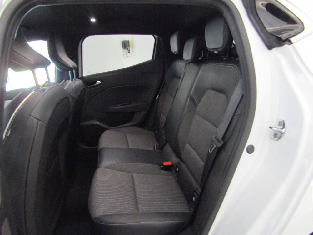 Acheter Renault Clio 5 Clio E-Tech 140 - 21N Intens 5p occasion dans les concessions du Groupe Faurie