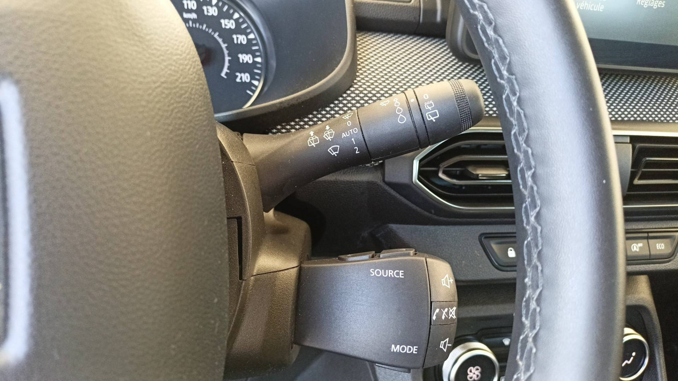 Acheter Dacia Sandero Sandero ECO-G 100 - 22 Confort 5p occasion dans les concessions du Groupe Faurie