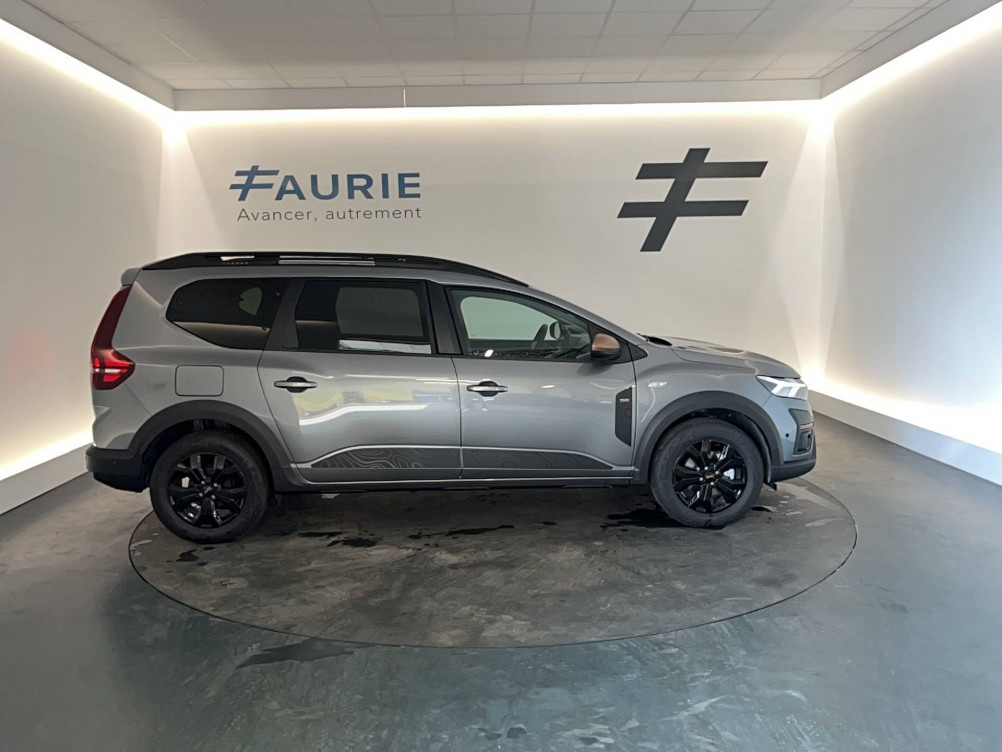 Acheter Dacia Jogger Jogger Hybrid 140 7 places GSR2 Extreme + 5p occasion dans les concessions du Groupe Faurie
