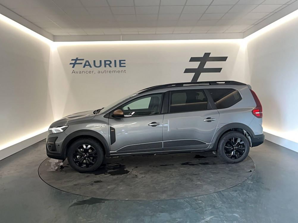 Acheter Dacia Jogger Jogger Hybrid 140 7 places GSR2 Extreme + 5p occasion dans les concessions du Groupe Faurie