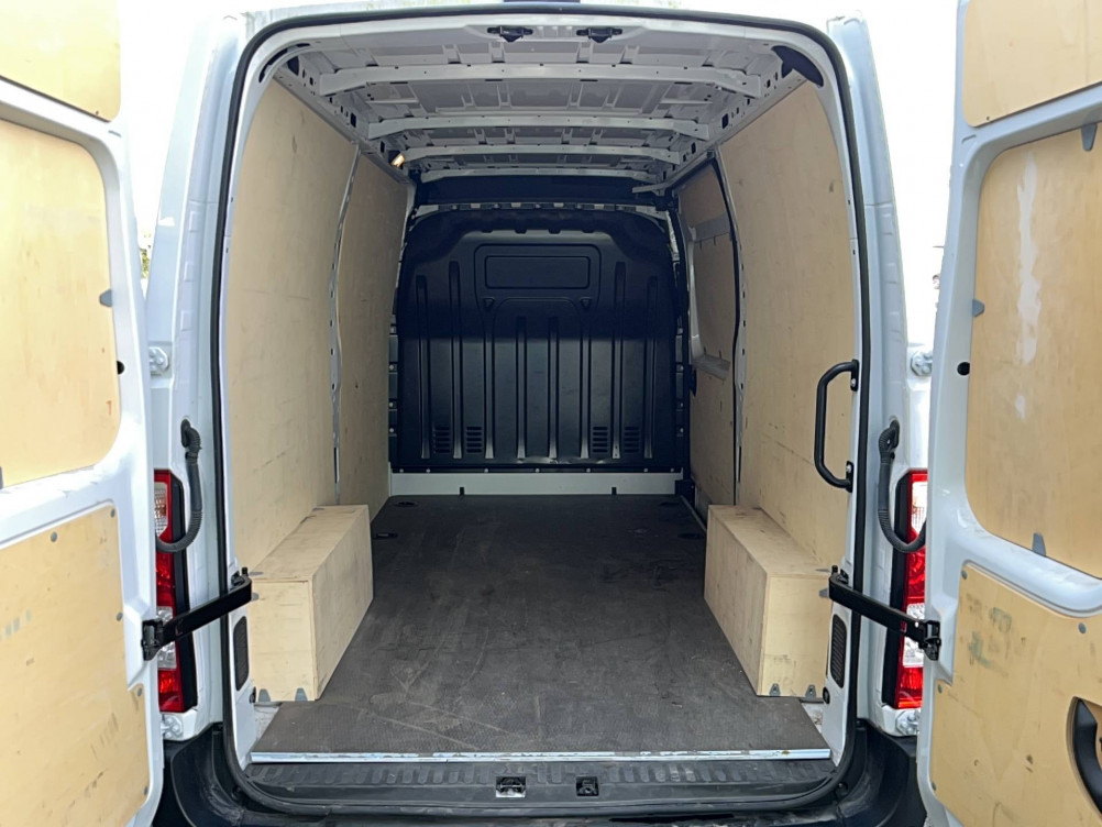 Acheter Renault Master 3 MASTER FGN TRAC F3500 L2H2 BLUE DCI 135 GRAND CONFORT 4p occasion dans les concessions du Groupe Faurie