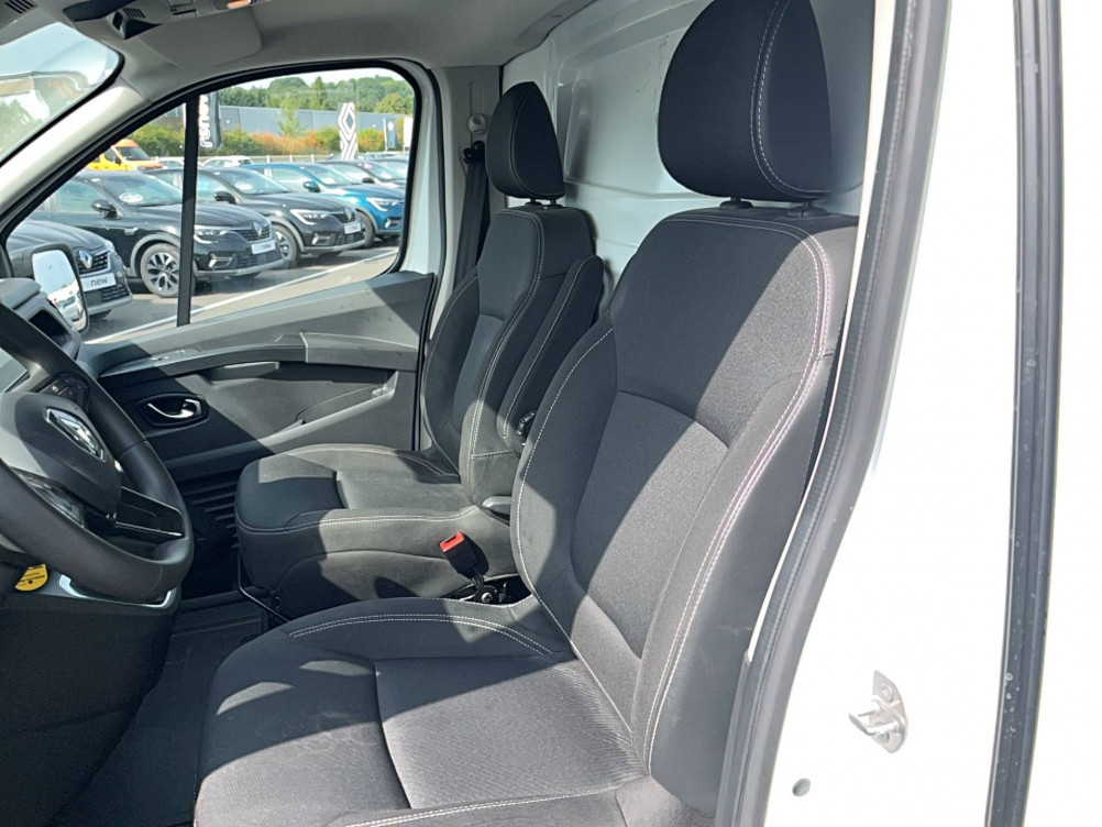 Acheter Renault Trafic 3 TRAFIC FGN L2H1 3000 KG BLUE DCI 170 EDC GRAND CONFORT 4p occasion dans les concessions du Groupe Faurie