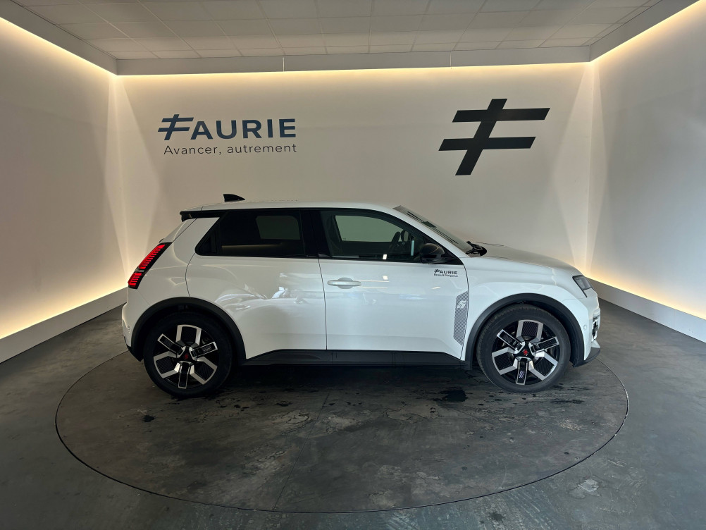 Acheter Renault Renault 5 Renault 5 E-Tech Electrique 150 ch autonomie confort Techno 5p neuf dans les concessions du Groupe Faurie