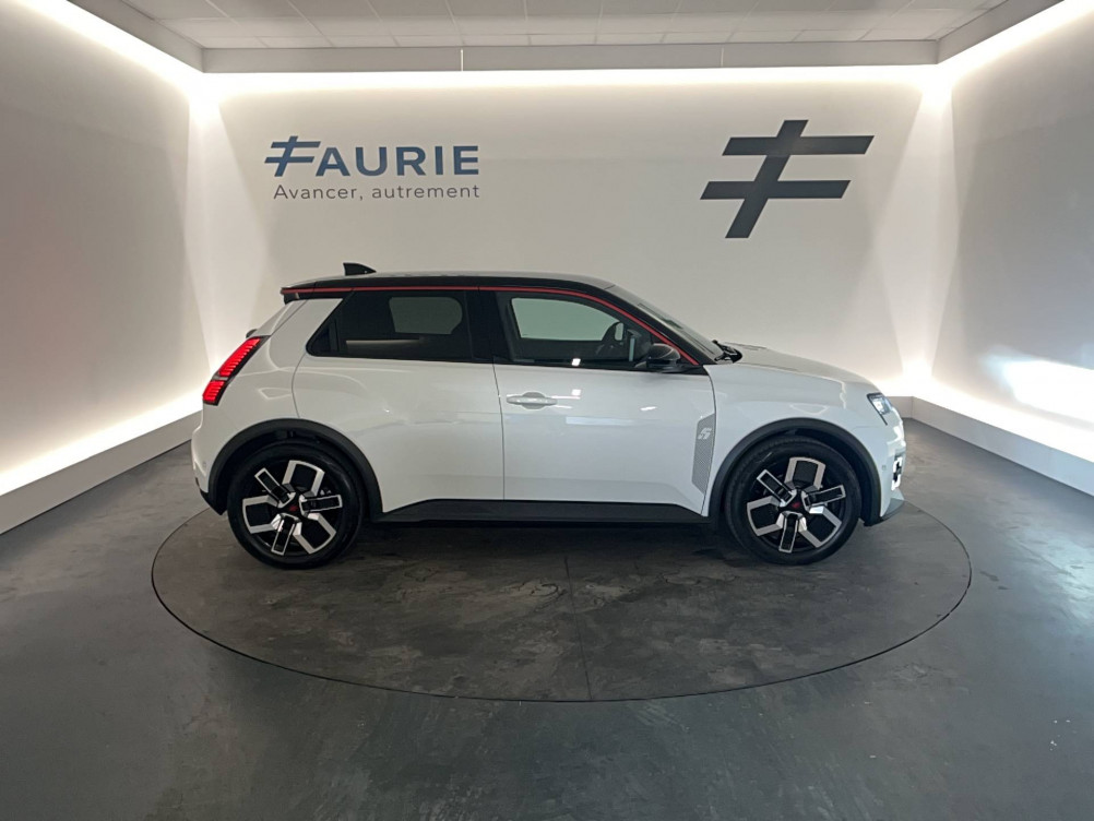 Acheter Renault Renault 5 Renault 5 E-Tech Electrique 150 ch autonomie confort Techno 5p occasion dans les concessions du Groupe Faurie