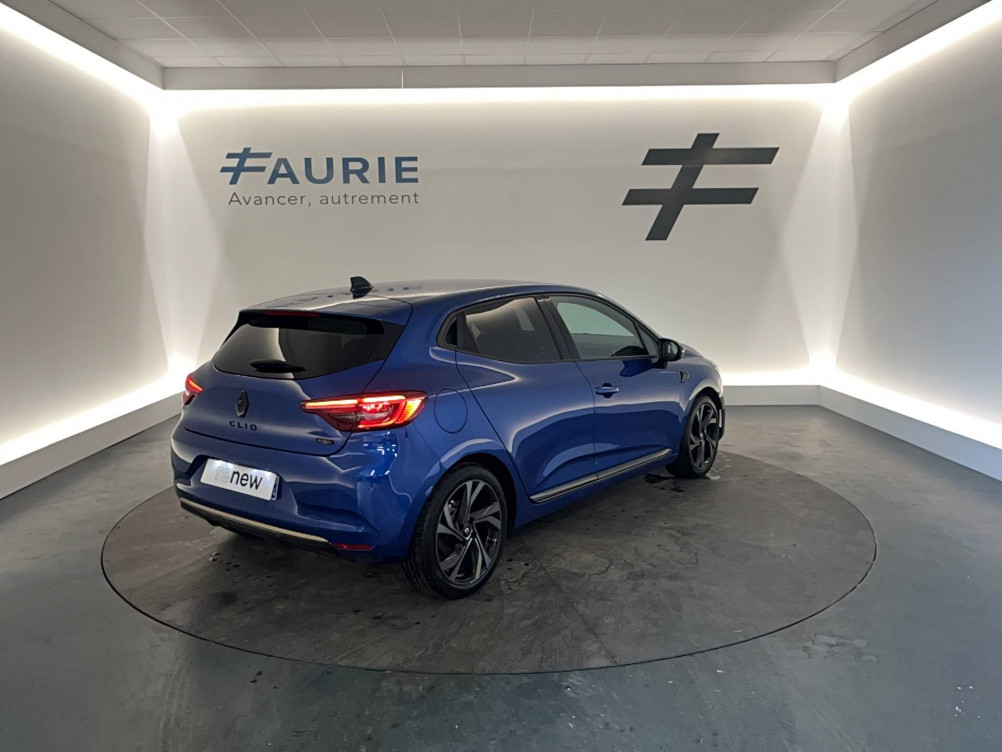 Acheter Renault Clio 5 Clio E-Tech full hybrid 145 Engineered 5p occasion dans les concessions du Groupe Faurie