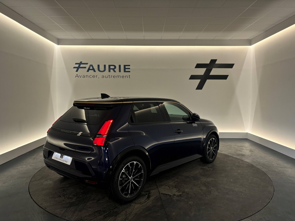 Acheter Renault Renault 5 Renault 5 E-Tech Electrique 150 ch autonomie confort Iconic cinq 5p neuf dans les concessions du Groupe Faurie