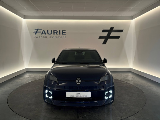 Acheter Renault Renault 5 Renault 5 E-Tech Electrique 150 ch autonomie confort Iconic cinq 5p neuve* dans les concessions du Groupe Faurie