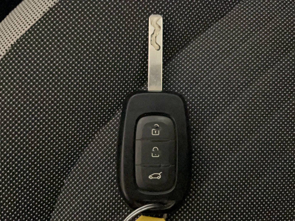 Acheter Renault Twingo 3 Twingo III 0.9 TCe 90 Energy Zen 5p occasion dans les concessions du Groupe Faurie