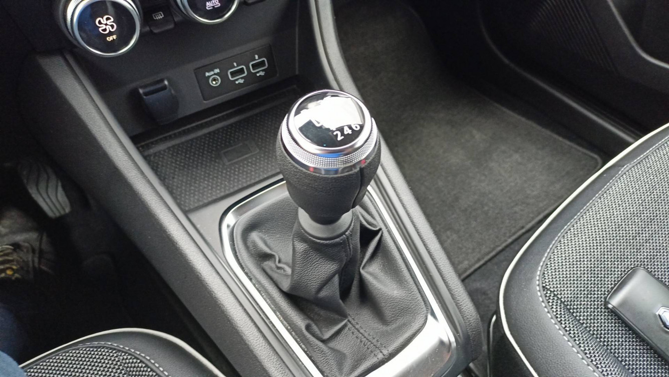 Acheter Renault Captur 2 Captur TCe 140 - 21 Intens 5p occasion dans les concessions du Groupe Faurie