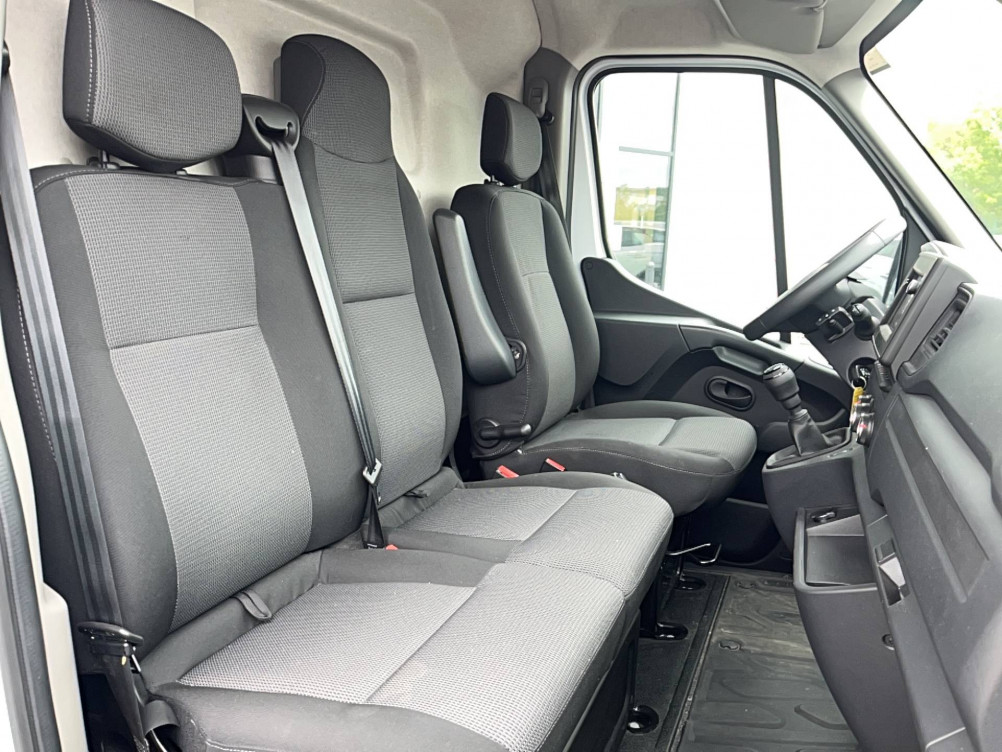 Acheter Renault Master 3 MASTER FGN TRAC F3500 L3H2 BLUE DCI 150 GRAND CONFORT 4p occasion dans les concessions du Groupe Faurie