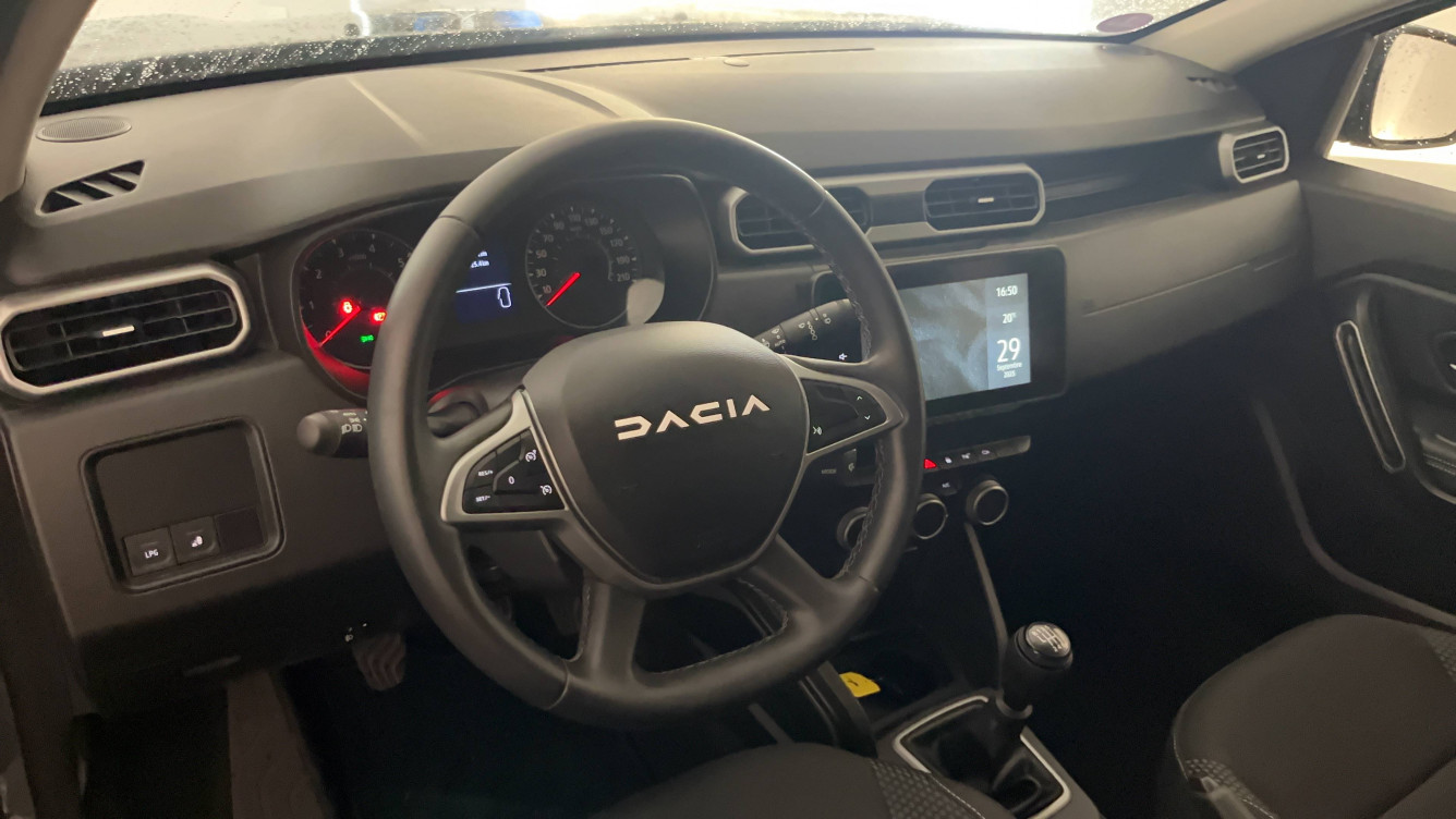 Acheter Dacia Duster Duster ECO-G 100 4x2 Journey + 5p occasion dans les concessions du Groupe Faurie