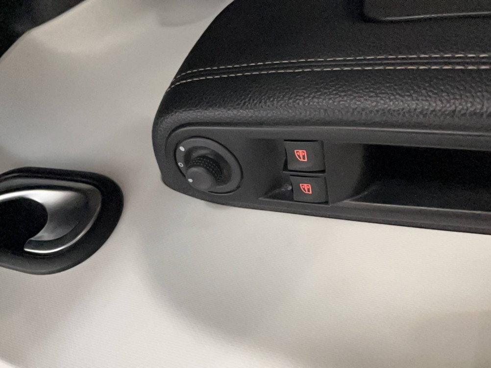 Acheter Renault Twingo 3 Twingo III TCe 95 Intens 5p occasion dans les concessions du Groupe Faurie