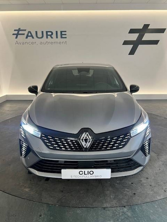 Acheter Renault Clio 5 Clio E-Tech full hybrid 145 ch GSR2 Esprit Alpine 5p neuf dans les concessions du Groupe Faurie