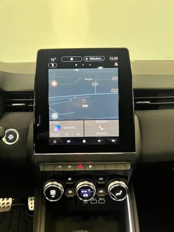 Acheter Renault Clio 5 Clio E-Tech full hybrid 145 ch GSR2 Esprit Alpine 5p neuf dans les concessions du Groupe Faurie