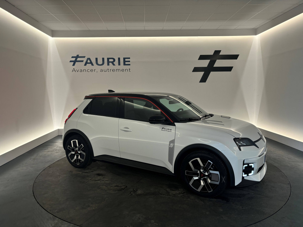 Acheter Renault Renault 5 Renault 5 E-Tech Electrique 150 ch autonomie confort Techno 5p neuf dans les concessions du Groupe Faurie
