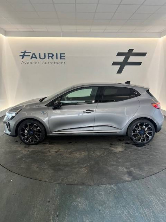 Acheter Renault Clio 5 Clio E-Tech full hybrid 145 ch GSR2 Esprit Alpine 5p neuf dans les concessions du Groupe Faurie