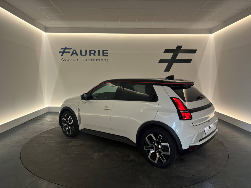 Acheter Renault Renault 5 Renault 5 E-Tech Electrique 150 ch autonomie confort Techno 5p neuf dans les concessions du Groupe Faurie