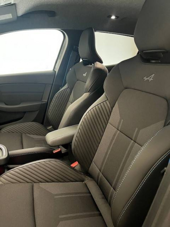 Acheter Renault Clio 5 Clio E-Tech full hybrid 145 ch GSR2 Esprit Alpine 5p neuf dans les concessions du Groupe Faurie