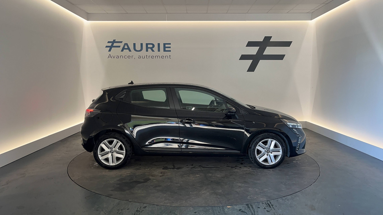 Acheter Renault Clio 5 CLIO SOCIETE TCE 90 EVOLUTION REVERSIBLE 5p occasion dans les concessions du Groupe Faurie