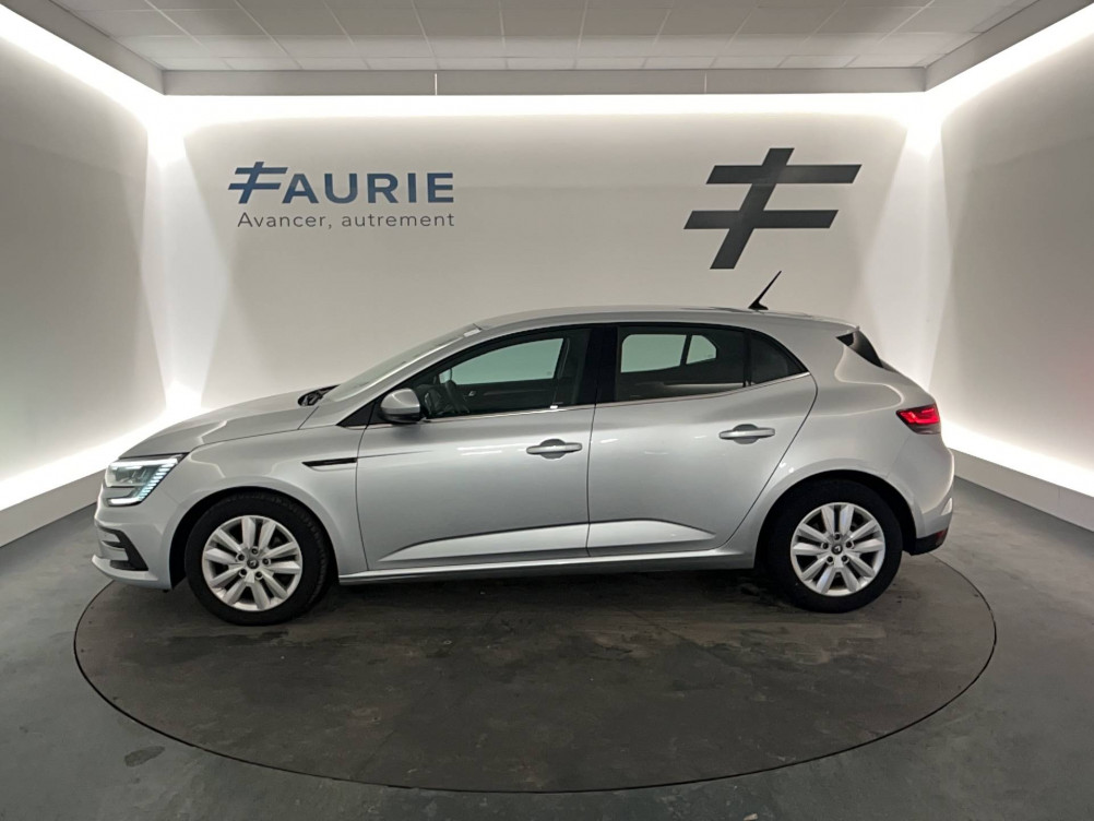Acheter Renault Megane 4 Mégane IV Berline Blue dCi 115 Business 5p occasion dans les concessions du Groupe Faurie