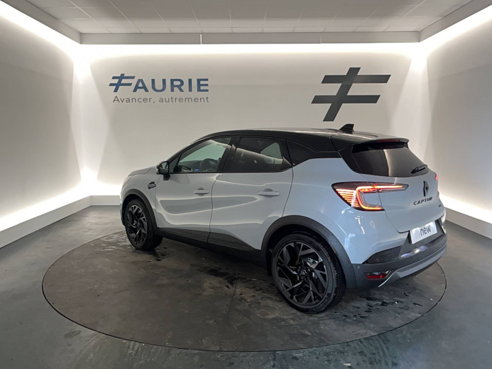 Acheter Renault Captur 2 Captur E-Tech full hybrid 145 ch esprit Alpine 5p occasion dans les concessions du Groupe Faurie