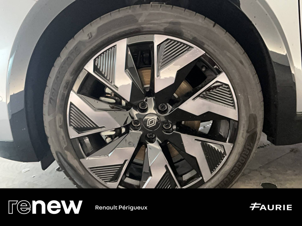 Acheter Renault Rafale Rafale E-Tech full hybrid 200 esprit Alpine 5p occasion dans les concessions du Groupe Faurie