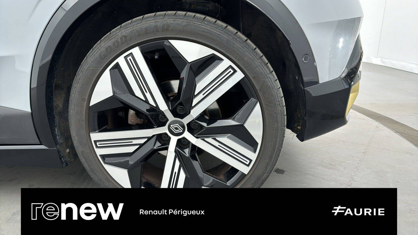 Acheter Renault Megane E-Tech Megane E-Tech EV60 220 ch optimum charge Iconic 5p occasion dans les concessions du Groupe Faurie