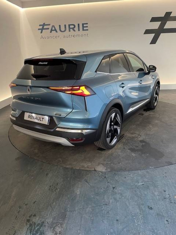 Acheter Renault Symbioz Symbioz E-Tech full hybrid 160 ch Iconic 5p neuf dans les concessions du Groupe Faurie