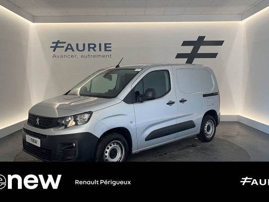 Acheter Peugeot Partner 3 Fourgon PARTNER FOURGON STANDARD 650 KG BLUEHDI 100 S&S BVM5 ASPHALT 4p occasion dans les concessions du Groupe Faurie