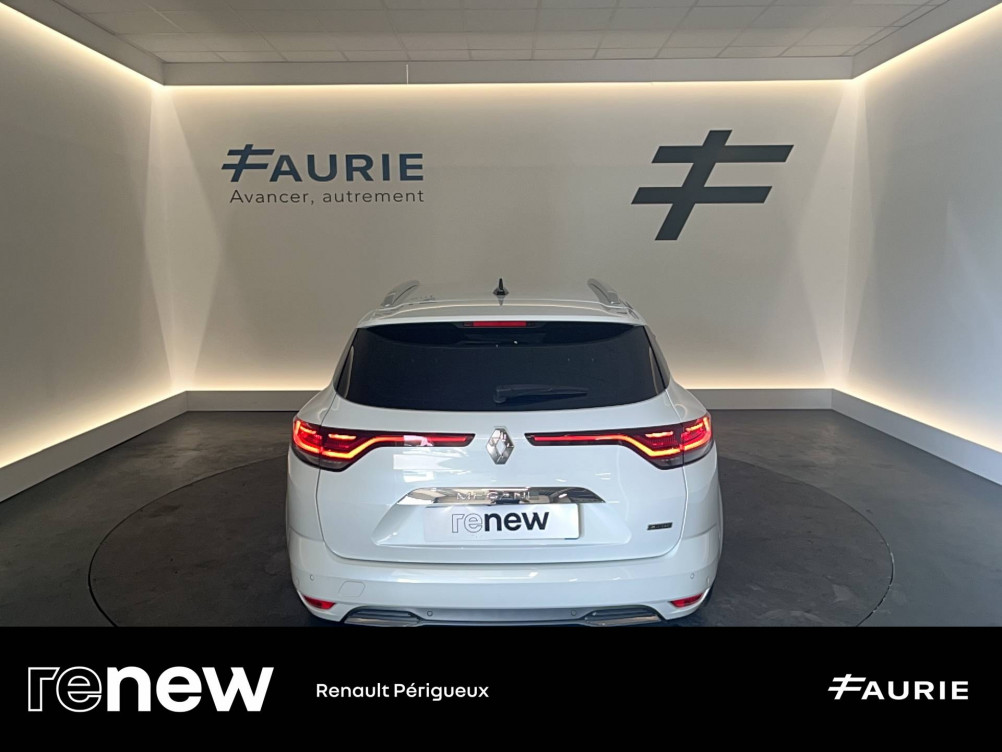 Acheter Renault Megane 4 Mégane IV Estate E-TECH Plug-In Hybride 160 R.S. Line 5p occasion dans les concessions du Groupe Faurie