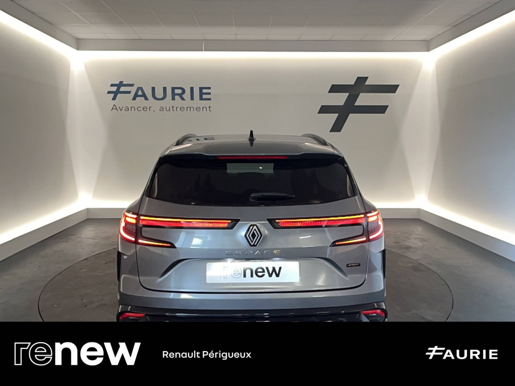 Acheter Renault Espace 6 Espace E-Tech hybrid 200 Iconic 5p occasion dans les concessions du Groupe Faurie