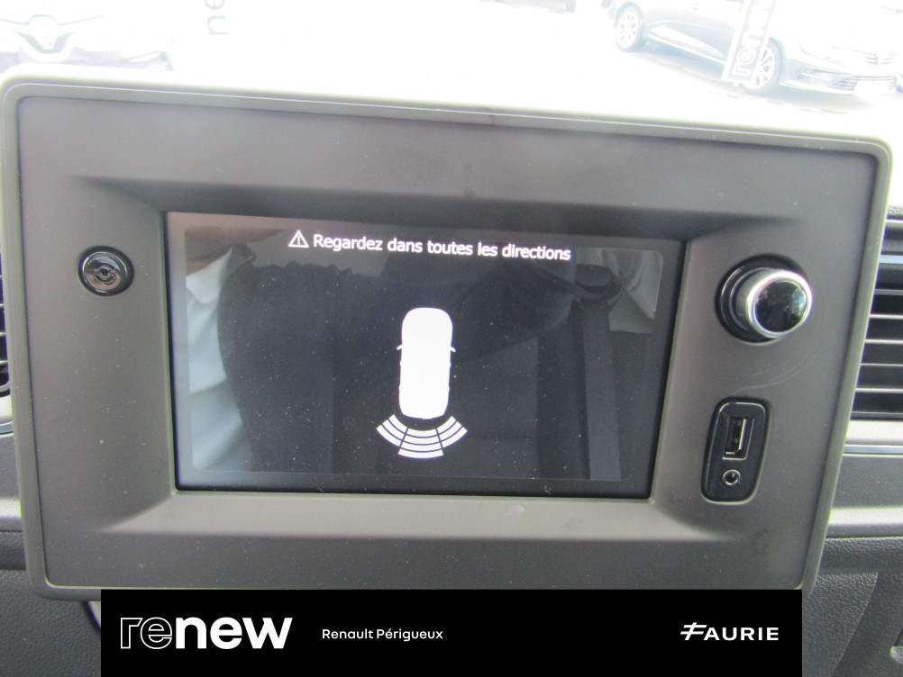 Acheter Renault Master 3 MASTER FGN TRAC F3300 L2H2 BLUE DCI 135 GRAND CONFORT 4p occasion dans les concessions du Groupe Faurie