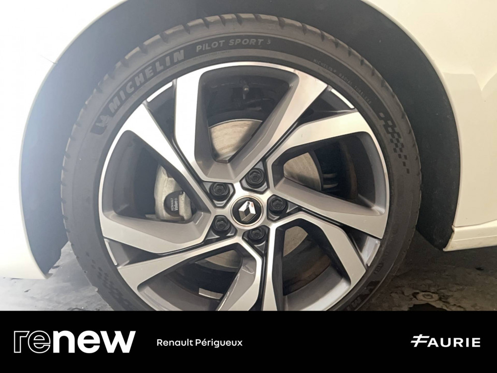 Acheter Renault Megane 4 Mégane IV Estate E-TECH Plug-In Hybride 160 R.S. Line 5p occasion dans les concessions du Groupe Faurie