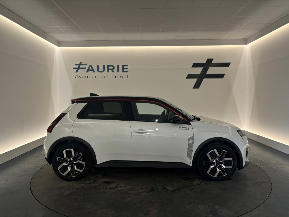 Acheter Renault Renault 5 Renault 5 E-Tech Electrique 150 ch autonomie confort Techno 5p neuf dans les concessions du Groupe Faurie