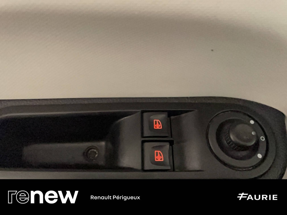 Acheter Renault Twingo 3 Twingo III TCe 95 Intens 5p occasion dans les concessions du Groupe Faurie