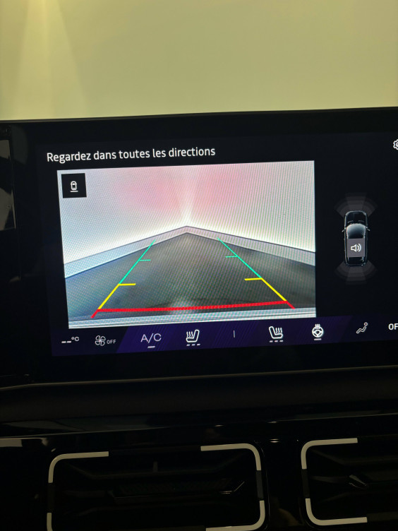 Acheter Renault Renault 4 Renault 4 E-Tech Electrique 150 ch autonomie confort Iconic 5p neuf dans les concessions du Groupe Faurie